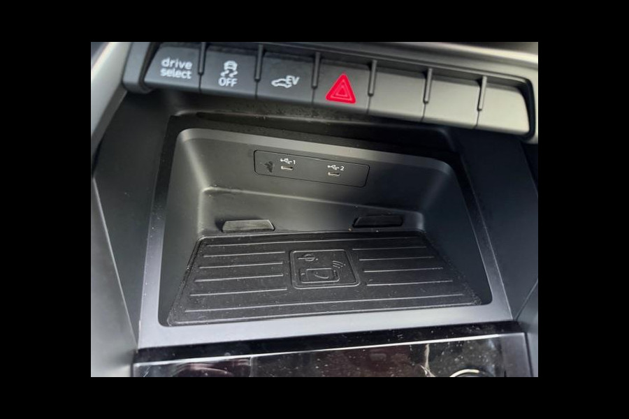 Audi A3 Sportback 40 TFSI e Advanced edition,trekhaak,Carplay,Navigatie,Cruisecontrol,Parkeersensoren,LED