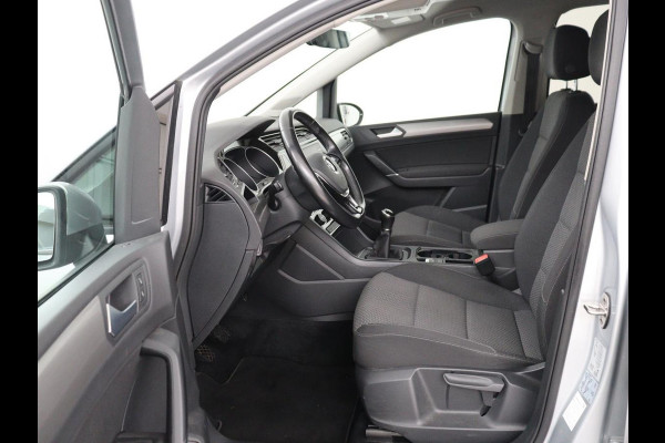 Volkswagen Touran 1.2 TSI Comfortline | Trekhaak | Camera | Navigatie | Climate control | Bluetooth | Cruise control | Parkeerhulp