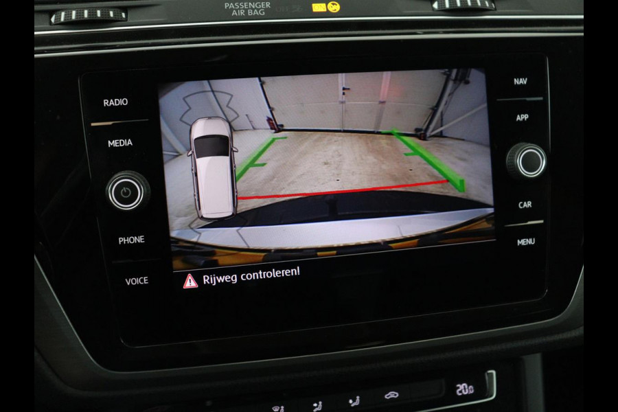 Volkswagen Touran 1.2 TSI Comfortline | Trekhaak | Camera | Navigatie | Climate control | Bluetooth | Cruise control | Parkeerhulp