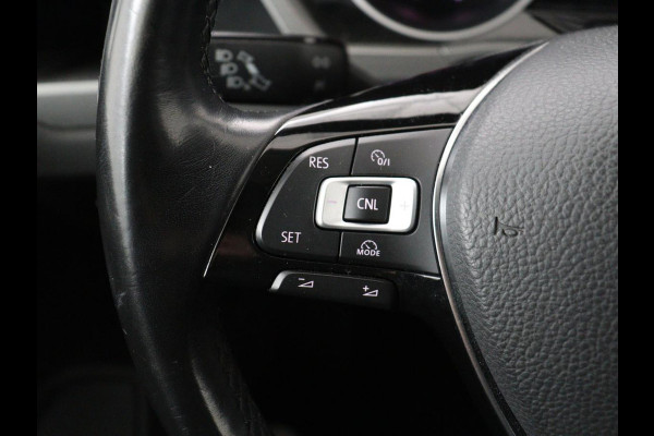 Volkswagen Touran 1.2 TSI Comfortline | Trekhaak | Camera | Navigatie | Climate control | Bluetooth | Cruise control | Parkeerhulp