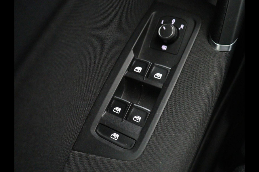 Volkswagen Touran 1.2 TSI Comfortline | Trekhaak | Camera | Navigatie | Climate control | Bluetooth | Cruise control | Parkeerhulp