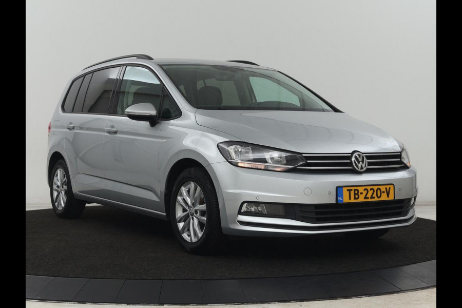 Volkswagen Touran 1.2 TSI Comfortline | Trekhaak | Camera | Navigatie | Climate control | Bluetooth | Cruise control | Parkeerhulp
