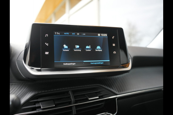 Peugeot 2008 1.2 PureTech Allure | Trekhaak | Apple carplay |