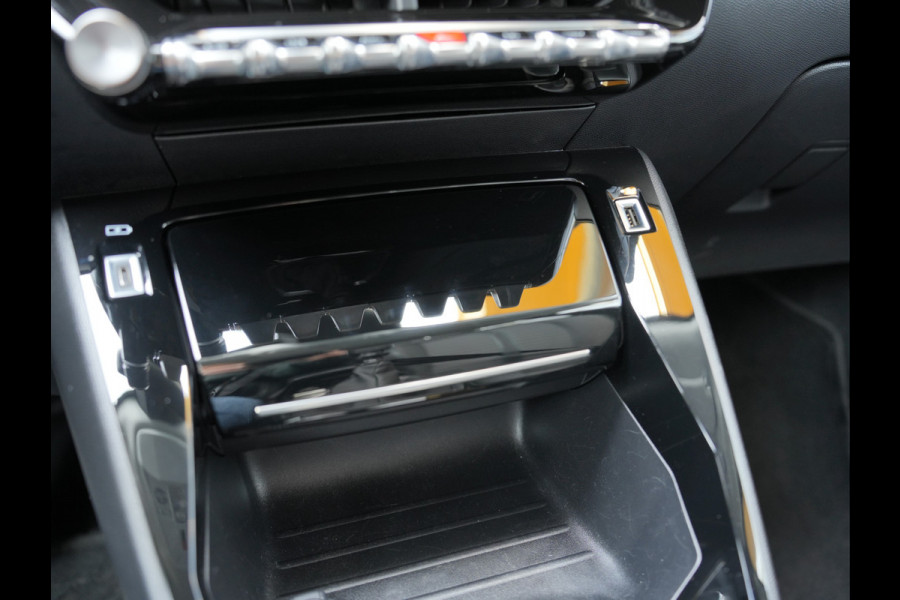 Peugeot 2008 1.2 PureTech Allure | Trekhaak | Apple carplay |