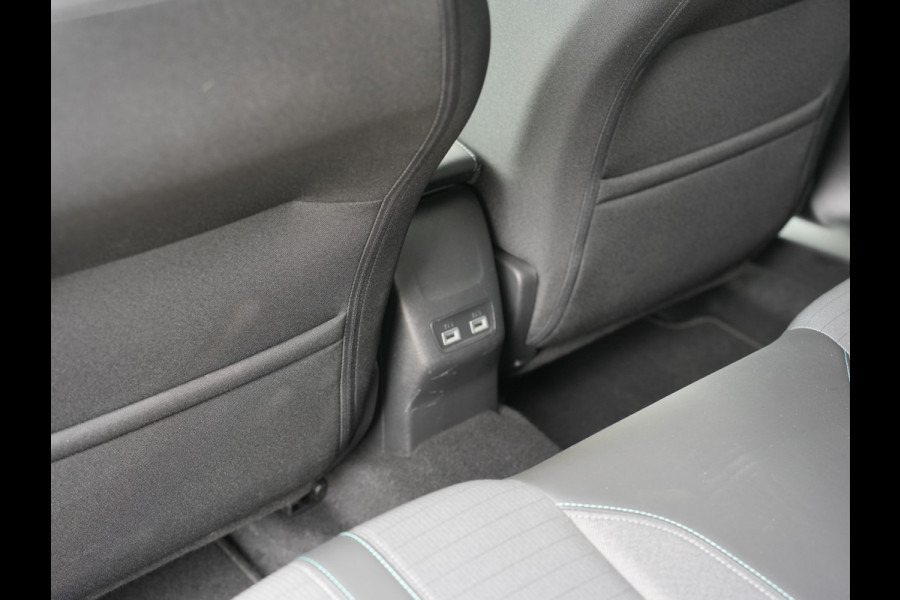 Peugeot 2008 1.2 PureTech Allure | Trekhaak | Apple carplay |