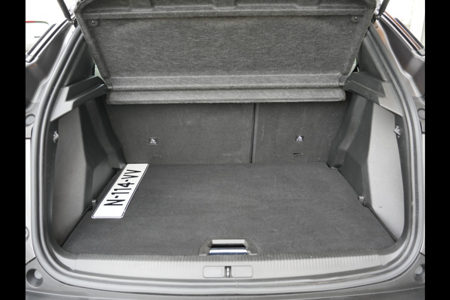 Peugeot 2008 1.2 PureTech Allure | Trekhaak | Apple carplay |