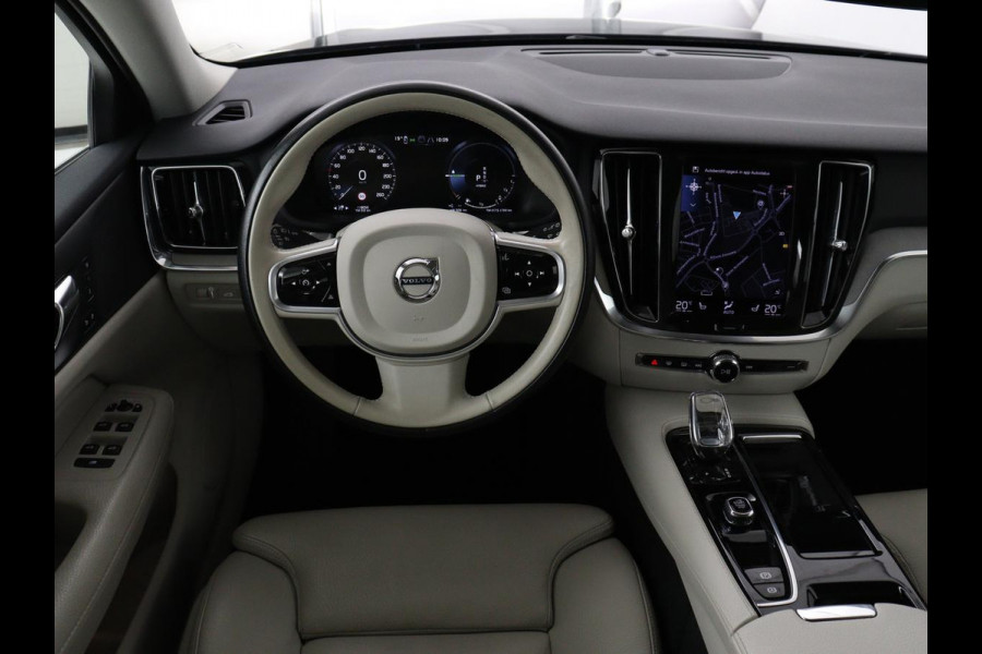 Volvo V60 2.0 T6 Recharge AWD Inscription | Leder | Stoel & stuurverwarming | Adaptive cruise | Camera | Carplay | Stuurverwarming | Keyless | Navigatie | Memory | PHEV | Plug In