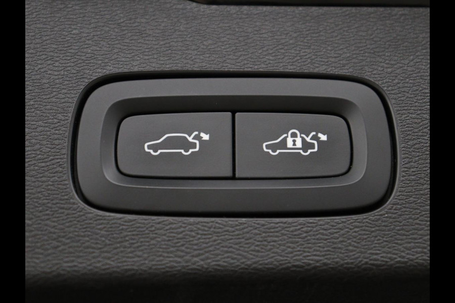 Volvo V60 2.0 T6 Recharge AWD Inscription | Leder | Stoel & stuurverwarming | Adaptive cruise | Camera | Carplay | Stuurverwarming | Keyless | Navigatie | Memory | PHEV | Plug In