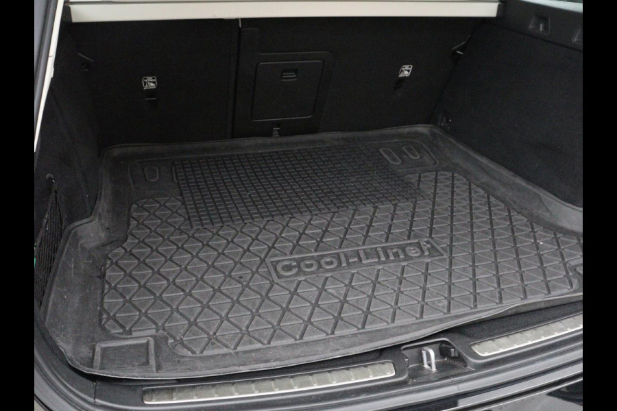 Volvo V60 2.0 T6 Recharge AWD Inscription | Leder | Stoel & stuurverwarming | Adaptive cruise | Camera | Carplay | Stuurverwarming | Keyless | Navigatie | Memory | PHEV | Plug In