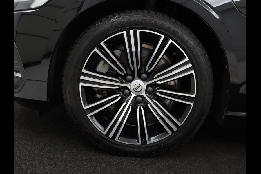 Volvo V60 2.0 T6 Recharge AWD Inscription | Leder | Stoel & stuurverwarming | Adaptive cruise | Camera | Carplay | Stuurverwarming | Keyless | Navigatie | Memory | PHEV | Plug In