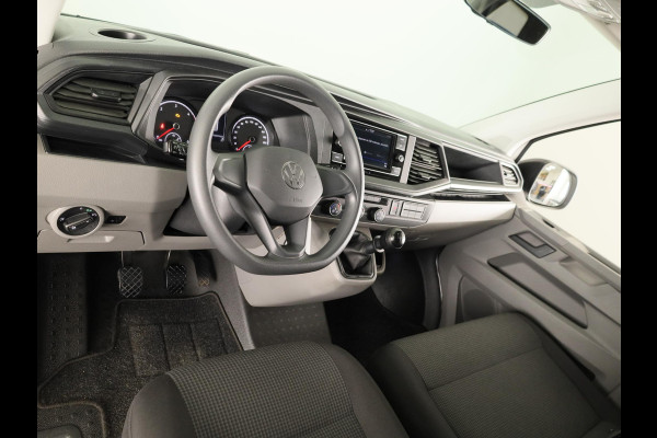 Volkswagen Transporter 2.0 TDI L2H1 28 Economy Business 110 pk | Verlengde garantie | Navigatie via App | Parkeersensoren achter | Cruise control |