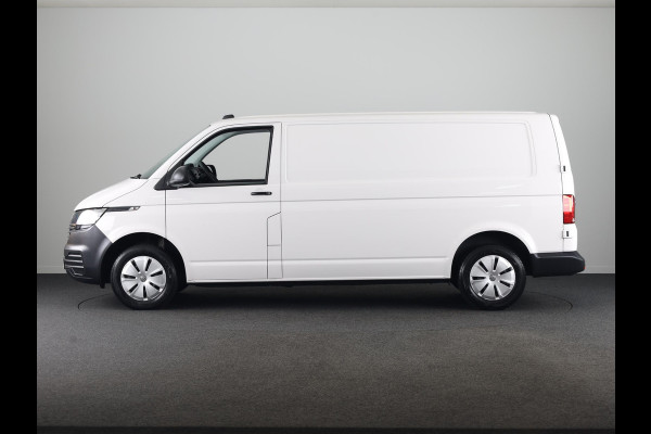 Volkswagen Transporter 2.0 TDI L2H1 28 Economy Business 110 pk | Verlengde garantie | Navigatie via App | Parkeersensoren achter | Cruise control |