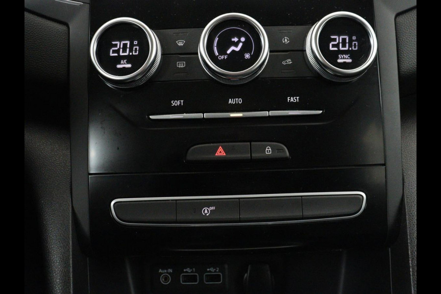 Renault Mégane 1.3 TCe Business Zen | Trekhaak | Camera | Carplay | Keyless | Navigatie | Full LED | Parkeerhulp | Cruise control | Bluetooth | Climate control