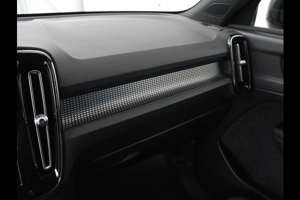 Volvo XC40 Recharge Core | SOH 95% | Stoel & stuurverwarming | Camera | Carplay | Navigatie | Parkeerhulp | Full LED