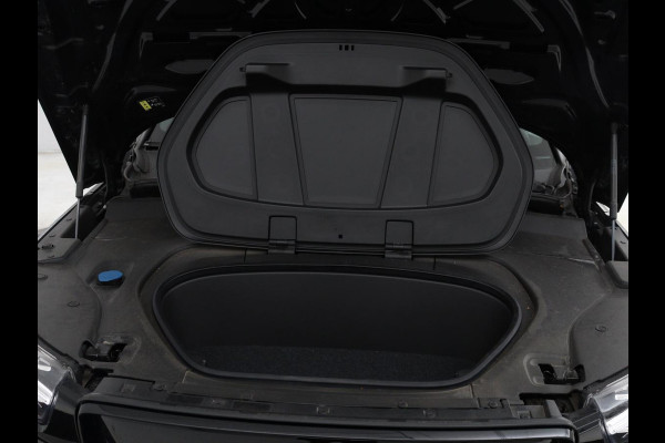 Volvo XC40 Recharge Core | SOH 95% | Stoel & stuurverwarming | Camera | Carplay | Navigatie | Parkeerhulp | Full LED