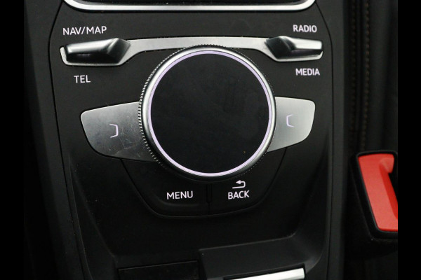 Audi Q2 35 TFSI Business Edition | Leder | Virtual Cockpit | Camera | Carplay | Navigatie | Full LED | Parkeerhulp | Climate control | Bluetooth | Cruise control