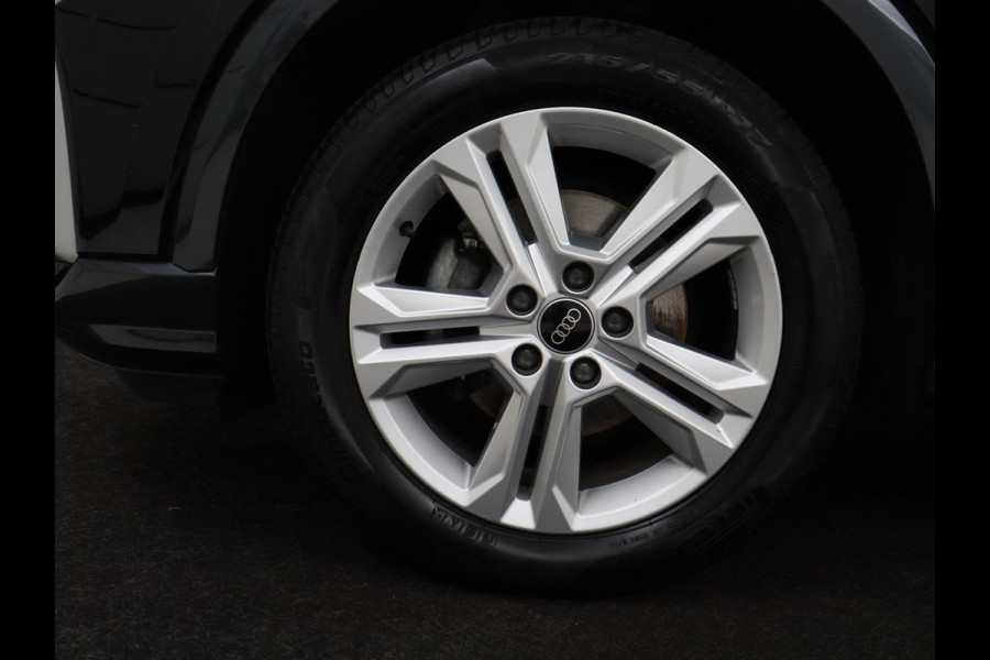 Audi Q2 35 TFSI Business Edition | Leder | Virtual Cockpit | Camera | Carplay | Navigatie | Full LED | Parkeerhulp | Climate control | Bluetooth | Cruise control