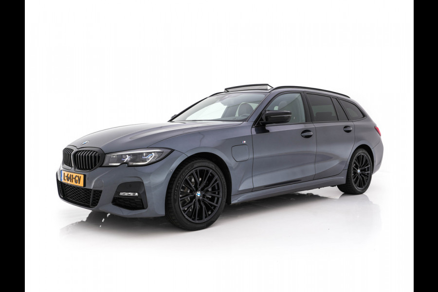 BMW 3 Serie Touring 320e M-Sportpack Business Edition Plus (Plug-In) (INCL-BTW) *PANO | LASER-LED | LEATHER | HEATED-SPORTSEATS | HARMAN/KARDON | VIRTUAL-COCKPIT | AMBIENT-LIGHT | NAVI-FULLMAP | DAB+ | 18''ALU*