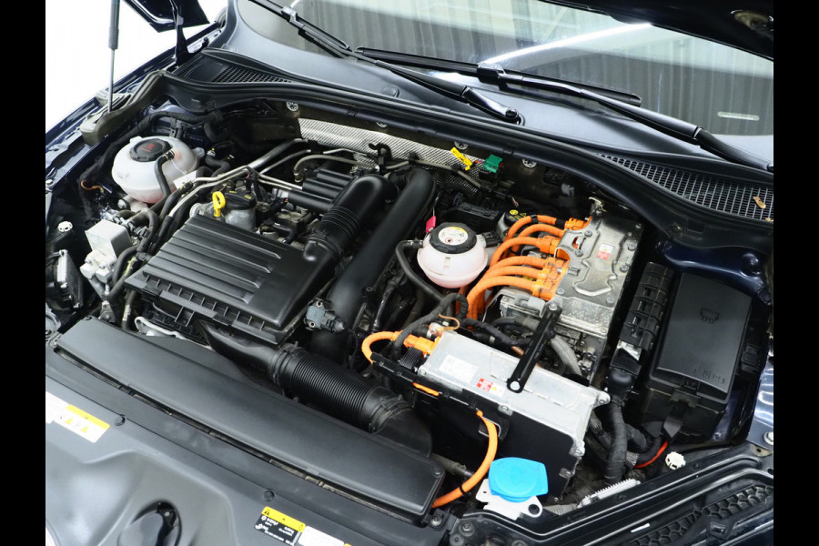 Škoda Superb Combi 1.4 TSI iV 218PK Style | Massage | Trekhaak | Canton | 360 | Keyless | Adaptive Cruise | Memory | Carplay