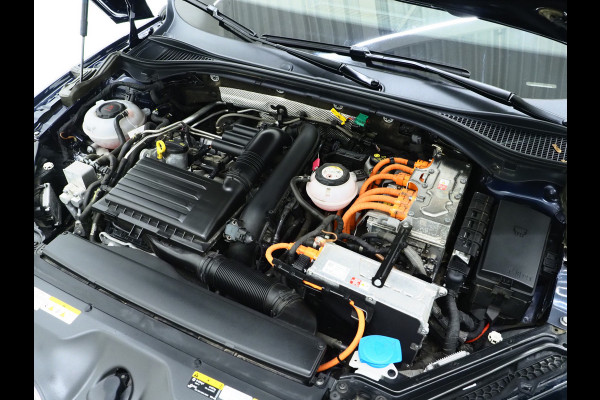 Škoda Superb Combi 1.4 TSI iV 218PK Style | Massage | Trekhaak | Canton | 360 | Keyless | Adaptive Cruise | Memory | Carplay