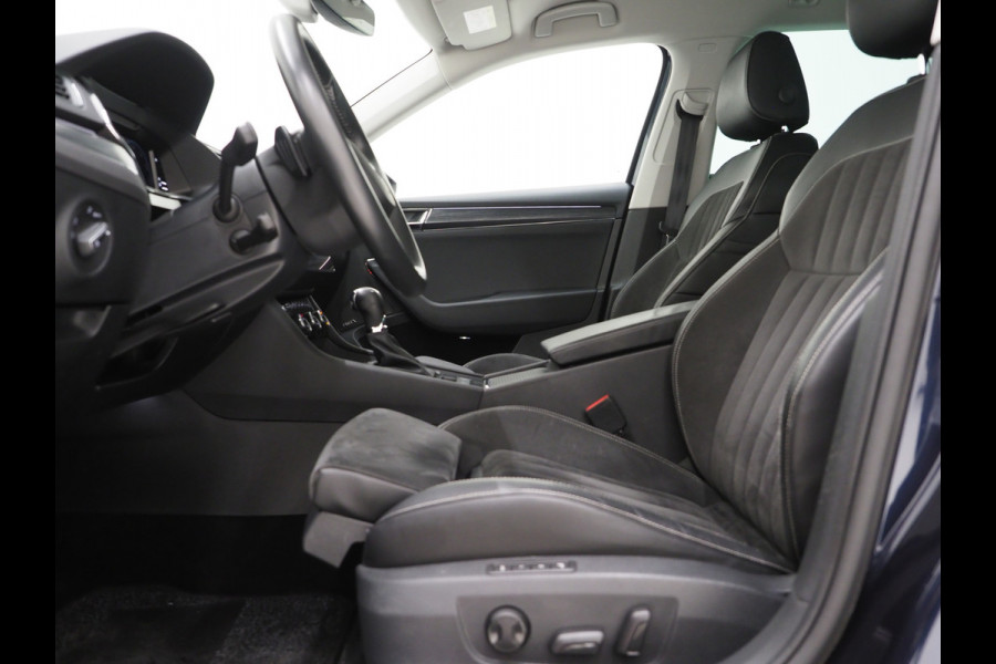 Škoda Superb Combi 1.4 TSI iV 218PK Style | Massage | Trekhaak | Canton | 360 | Keyless | Adaptive Cruise | Memory | Carplay