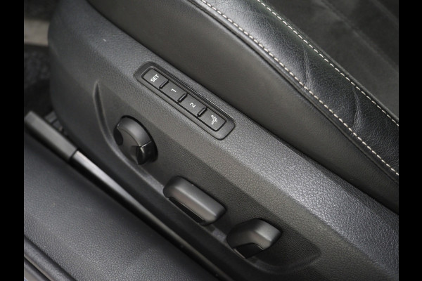 Škoda Superb Combi 1.4 TSI iV 218PK Style | Massage | Trekhaak | Canton | 360 | Keyless | Adaptive Cruise | Memory | Carplay