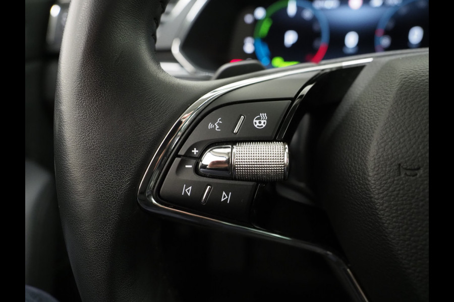 Škoda Superb Combi 1.4 TSI iV 218PK Style | Massage | Trekhaak | Canton | 360 | Keyless | Adaptive Cruise | Memory | Carplay