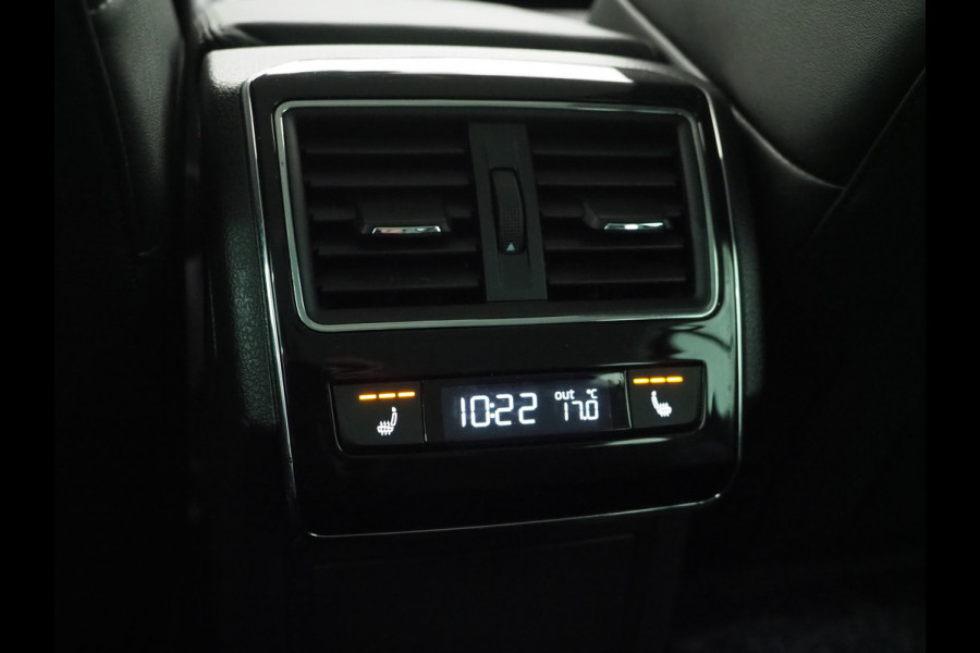 Škoda Superb Combi 1.4 TSI iV 218PK Style | Massage | Trekhaak | Canton | 360 | Keyless | Adaptive Cruise | Memory | Carplay