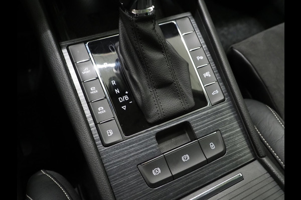 Škoda Superb Combi 1.4 TSI iV 218PK Style | Massage | Trekhaak | Canton | 360 | Keyless | Adaptive Cruise | Memory | Carplay
