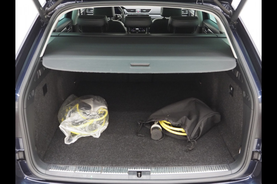 Škoda Superb Combi 1.4 TSI iV 218PK Style | Massage | Trekhaak | Canton | 360 | Keyless | Adaptive Cruise | Memory | Carplay
