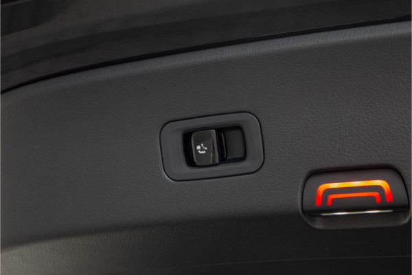 Mercedes-Benz GLC Coupé 300e 4MATIC AMG Premium Plus, Pano, Achterasbesturing, Luchtvering, Burmester, Head-up