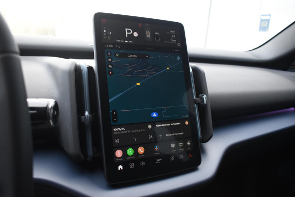 Volvo EX30 272PK Single Motor Extended Range Plus / Adaptieve Cruise Control/ Dodehoek Detectie / Parkeersensoren voor en achter/ Achteruitrijcamera/ Warmtepomp/ Google Services/