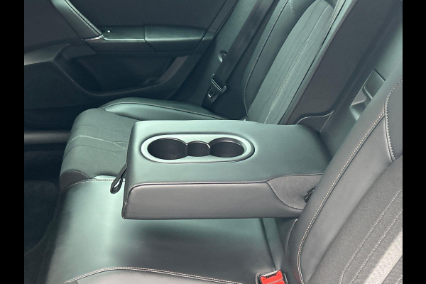 CUPRA Leon 1.4 e-Hybrid VZ Business | PHEV | Stoel/Stuur Verwarming Carplay Keyless Camera