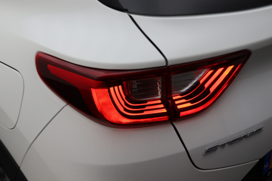 Kia Stonic 1.0 T-GDi MHEV DynamicPlusLine Climate, Camera, Apple Carplay, Cruise, Keyless, DAB, Trekhaak, 16''