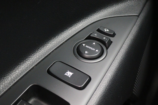 Kia Stonic 1.0 T-GDi MHEV DynamicPlusLine Climate, Camera, Apple Carplay, Cruise, Keyless, DAB, Trekhaak, 16''