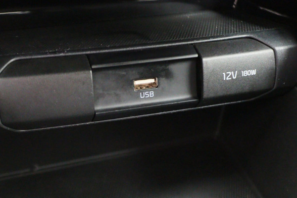 Kia Stonic 1.0 T-GDi MHEV DynamicPlusLine Climate, Camera, Apple Carplay, Cruise, Keyless, DAB, Trekhaak, 16''