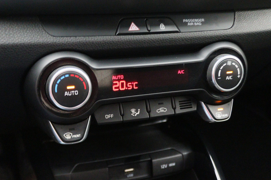 Kia Stonic 1.0 T-GDi MHEV DynamicPlusLine Climate, Camera, Apple Carplay, Cruise, Keyless, DAB, Trekhaak, 16''