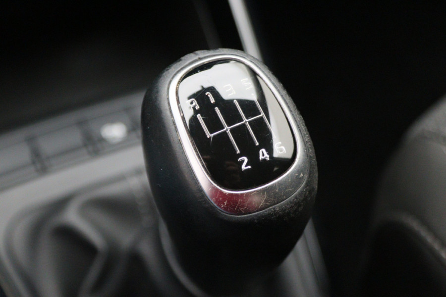 Kia Stonic 1.0 T-GDi MHEV DynamicPlusLine Climate, Camera, Apple Carplay, Cruise, Keyless, DAB, Trekhaak, 16''