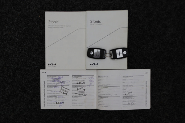 Kia Stonic 1.0 T-GDi MHEV DynamicPlusLine Climate, Camera, Apple Carplay, Cruise, Keyless, DAB, Trekhaak, 16''