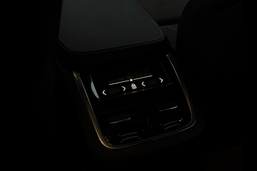 Volvo XC90 2.0 T8 AWD R-Design 392pk LEDER LED SPORTVELGEN PDC