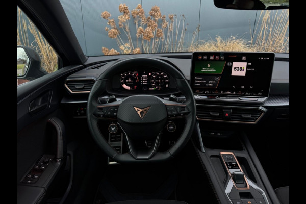 CUPRA Leon Sportstourer 1.5 e-TSI 2025 GARANTIE NAVI CLIMATE APPLE CARPLAY LEDER