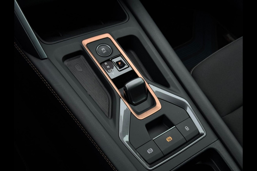 CUPRA Leon Sportstourer 1.5 e-TSI 2025 GARANTIE NAVI CLIMATE APPLE CARPLAY LEDER