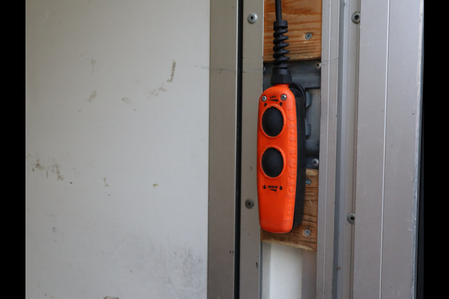 Iveco Daily 40C18 3.0 Hi-Matic Automaat Euro 6 Bakwagen - Laadklep 1000kg