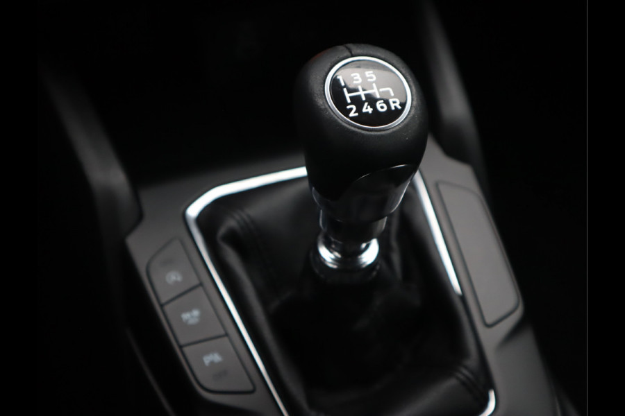 Ford FOCUS Wagon 1.0 EcoBoost Hybrid Titanium Style Adaptive CC / Trekhaak