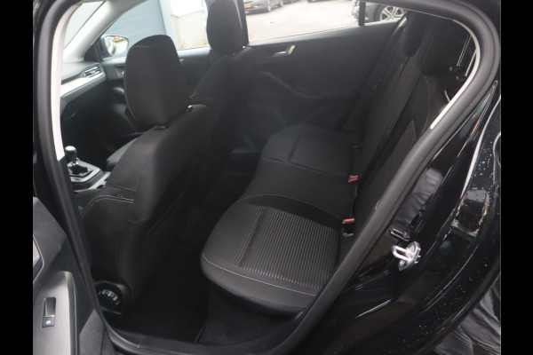 Ford Focus 1.0 EcoBoost Hybrid Titanium