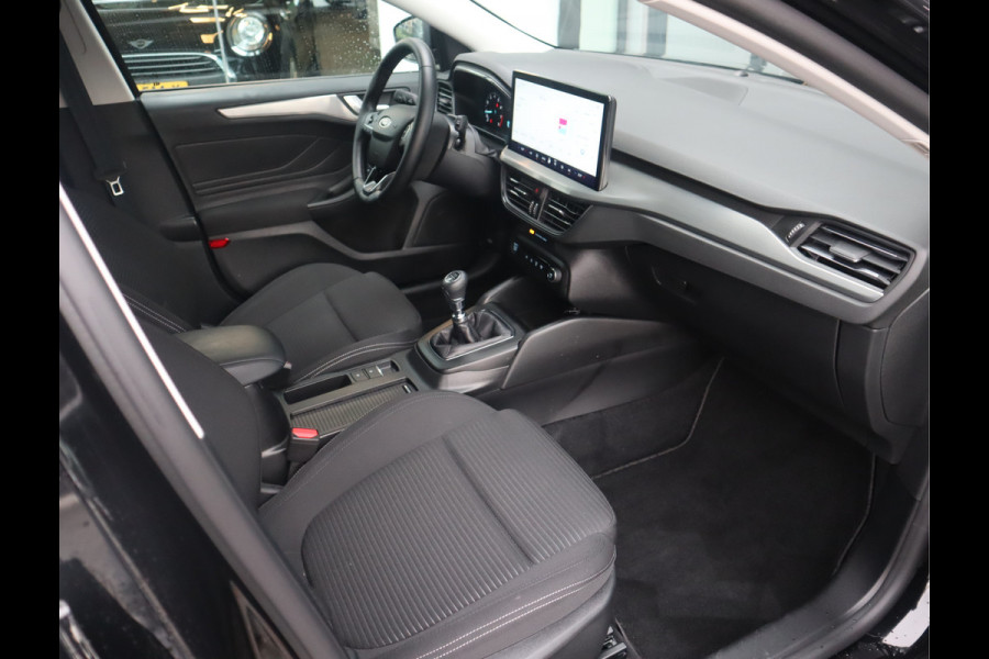 Ford Focus 1.0 EcoBoost Hybrid Titanium