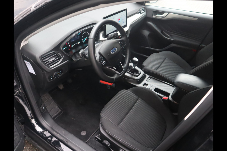 Ford Focus 1.0 EcoBoost Hybrid Titanium