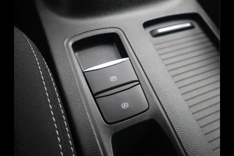 Ford Focus 1.0 EcoBoost Hybrid Titanium