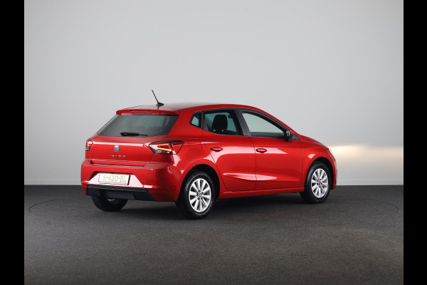 Seat Ibiza 1.0 TSI Style Business Intense 95 pk | Navigatie | Parkeersensoren | Achteruitrijcamera | Autom. airco |