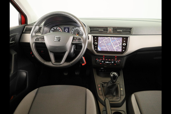 Seat Ibiza 1.0 TSI Style Business Intense 95 pk | Navigatie | Parkeersensoren | Achteruitrijcamera | Autom. airco |